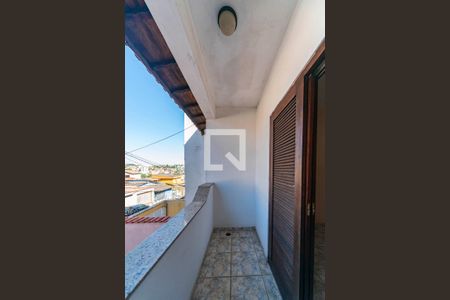 Casa à venda com 159m², 3 quartos e 4 vagas Casa à venda com 159m², 3 quartos e 4 vagasVaranda do Quarto 1