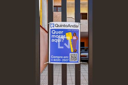 Casa à venda com 159m², 3 quartos e 4 vagas Casa à venda com 159m², 3 quartos e 4 vagasPlaca Banner Innstalada na Fachada