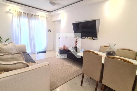 Sala de apartamento para alugar com 2 quartos, 98m² em Santa Cruz da Serra, Duque de Caxias