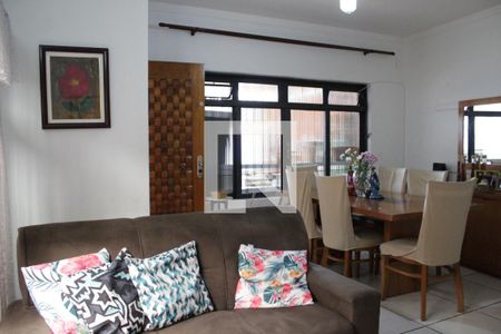 Sala de casa à venda com 3 quartos, 250m² em Vila Diva (zona Leste), São Paulo