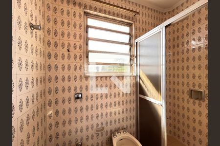 Casa à venda com 285m², 6 quartos e 4 vagasBanheiro da Suíte