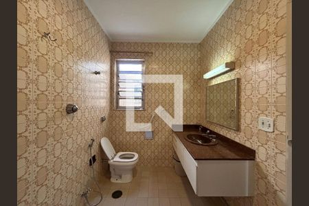 Casa à venda com 285m², 6 quartos e 4 vagasBanheiro Social