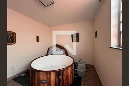 Casa à venda com 285m², 6 quartos e 4 vagasQuarto 5