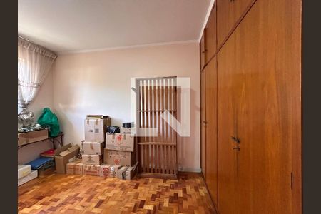 Casa à venda com 285m², 6 quartos e 4 vagasQuarto 2