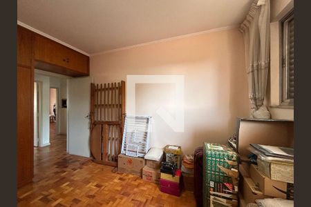 Casa à venda com 285m², 6 quartos e 4 vagasQuarto 2