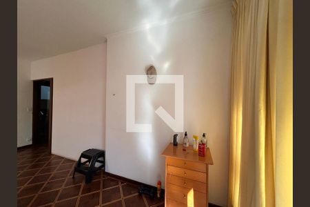 Casa à venda com 285m², 6 quartos e 4 vagasQuarto 3