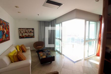 Sala de apartamento para alugar com 1 quarto, 48m² em Barra da Tijuca, Rio de Janeiro