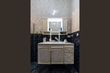 Casa para alugar com 250m², 3 quartos e 2 vagas Casa para alugar com 250m², 3 quartos e 2 vagasBanheiro