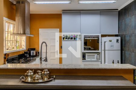 Casa para alugar com 250m², 3 quartos e 2 vagas Casa para alugar com 250m², 3 quartos e 2 vagasCozinha