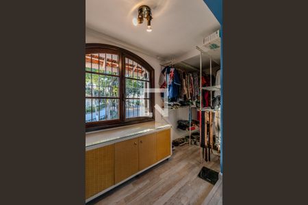 Casa para alugar com 250m², 3 quartos e 2 vagas Casa para alugar com 250m², 3 quartos e 2 vagasQuarto