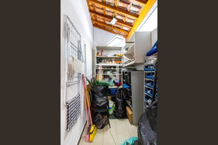 Casa para alugar com 250m², 3 quartos e 2 vagas Casa para alugar com 250m², 3 quartos e 2 vagasLavanderia