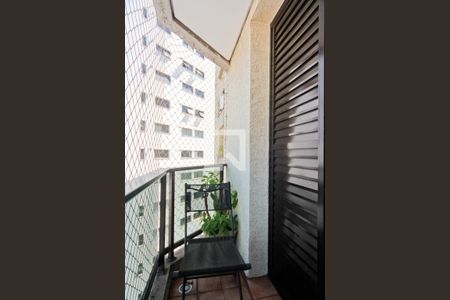 Apartamento à venda com 90m², 3 quartos e 2 vagasVaranda