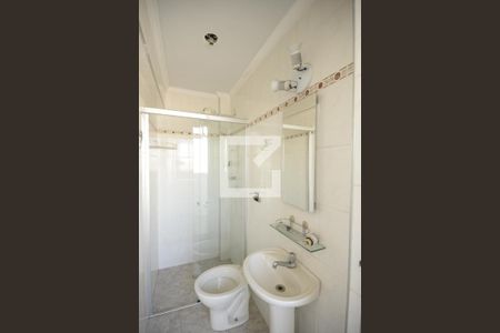 Apartamento à venda com 180m², 3 quartos e 2 vagasBanheiro de Serviço