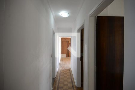 Apartamento à venda com 180m², 3 quartos e 2 vagasCorredor