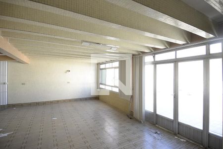 Apartamento à venda com 180m², 3 quartos e 2 vagasCobertura