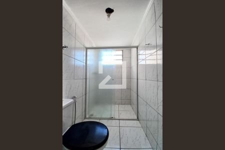 Banheiro de apartamento à venda com 1 quarto, 51m² em Botafogo, Campinas