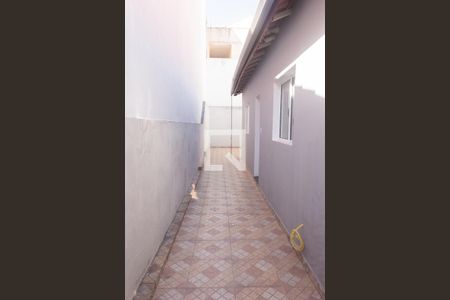 Casa à venda com 125m², 2 quartos e 2 vagas Casa à venda com 125m², 2 quartos e 2 vagasQuintal