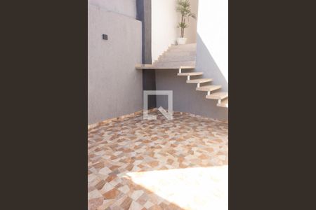 Casa à venda com 125m², 2 quartos e 2 vagas Casa à venda com 125m², 2 quartos e 2 vagasGaragem