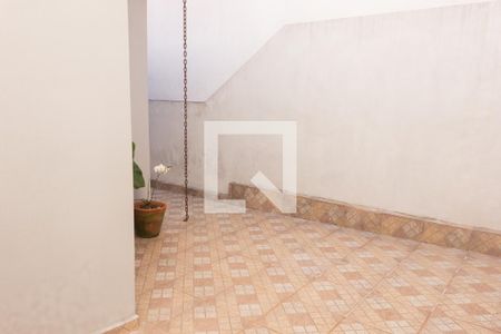 Casa à venda com 125m², 2 quartos e 2 vagas Casa à venda com 125m², 2 quartos e 2 vagasQuintal