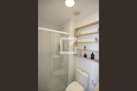 Banheiro de kitnet/studio para alugar com 1 quarto, 38m² em Vila Mariana, São Paulo