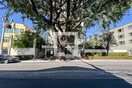 Apartamento à venda com 65m², 2 quartos e 2 vagasFachada