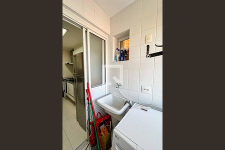 Apartamento à venda com 65m², 2 quartos e 2 vagasÁrea de Serviço