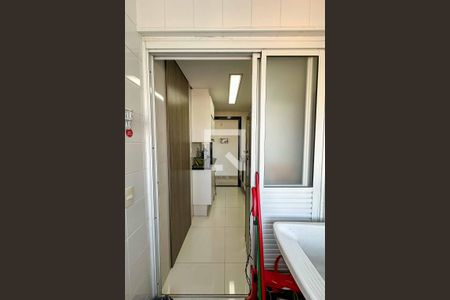 Apartamento à venda com 65m², 2 quartos e 2 vagasÁrea de Serviço