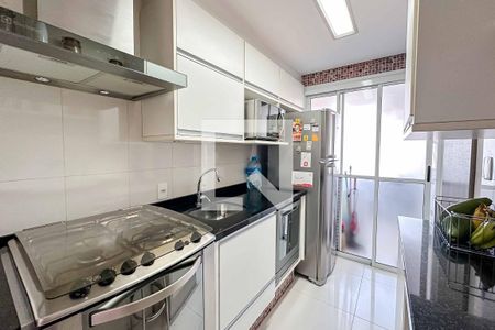 Apartamento à venda com 65m², 2 quartos e 2 vagasCozinha
