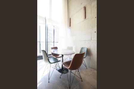 Sala de apartamento para alugar com 3 quartos, 112m² em Vila Olímpia, São Paulo