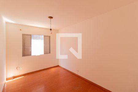 Casa para alugar com 129m², 3 quartos e 2 vagas Casa para alugar com 129m², 3 quartos e 2 vagas Quarto 2