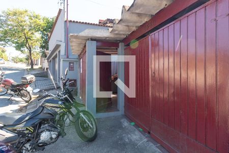 Casa para alugar com 129m², 3 quartos e 2 vagas Casa para alugar com 129m², 3 quartos e 2 vagasFachada
