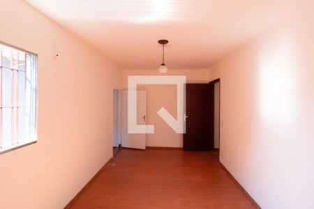 Casa para alugar com 129m², 3 quartos e 2 vagas Casa para alugar com 129m², 3 quartos e 2 vagasQuarto 3