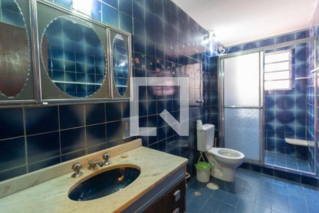 Casa para alugar com 129m², 3 quartos e 2 vagas Casa para alugar com 129m², 3 quartos e 2 vagasBanheiro Social
