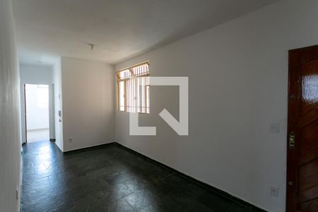 Sala de apartamento para alugar com 3 quartos, 64m² em Sagrada Família, Belo Horizonte