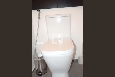 Apartamento para alugar com 87m², 1 quarto e 1 vagaBanheiro da Suíte - detalhe vaso