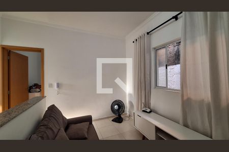 Sala de casa para alugar com 2 quartos, 40m² em Nova Mirim, Praia Grande