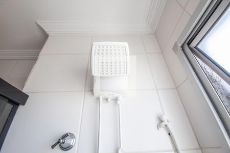 Banheiro de apartamento para alugar com 2 quartos, 48m² em Bussocaba, Osasco