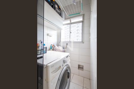 Área de Serviço de apartamento para alugar com 2 quartos, 48m² em Bussocaba, Osasco