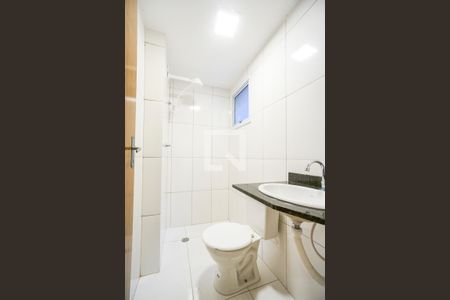 Banheiro de apartamento para alugar com 1 quarto, 35m² em Vila Esperança, São Paulo