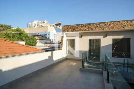 Casa à venda com 180m², 3 quartos e 5 vagasVaranda