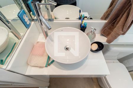 Apartamento à venda com 182m², 3 quartos e 2 vagasDetalhe Banheiro - Suíte 1