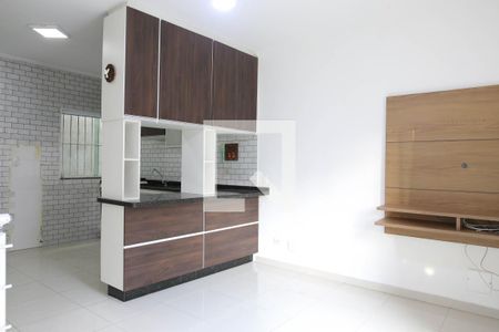 Sala de apartamento para alugar com 2 quartos, 90m² em Vila Humaita, Santo André