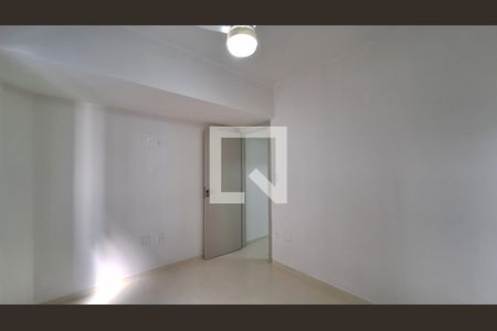 QUARTO 2 SUITE de apartamento para alugar com 2 quartos, 70m² em Guilhermina, Praia Grande