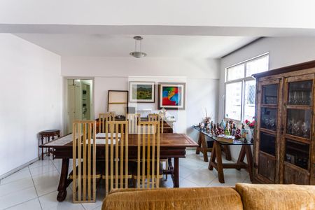 Sala  de apartamento à venda com 3 quartos, 110m² em Serra, Belo Horizonte