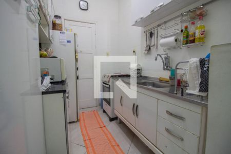 Apartamento à venda com 64m², 2 quartos e sem vaga Apartamento à venda com 64m², 2 quartos e sem vagaCozinha
