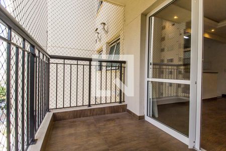 Varanda de apartamento para alugar com 2 quartos, 68m² em Jardim Tupanci, Barueri