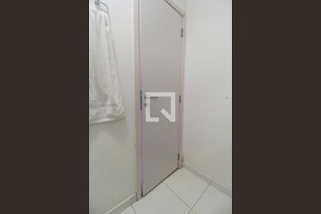 Apartamento para alugar com 68m², 2 quartos e 1 vaga Apartamento para alugar com 68m², 2 quartos e 1 vagaBanheiro da Suíte