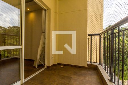 Varanda de apartamento para alugar com 2 quartos, 68m² em Jardim Tupanci, Barueri