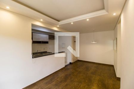 Sala de apartamento para alugar com 2 quartos, 68m² em Jardim Tupanci, Barueri