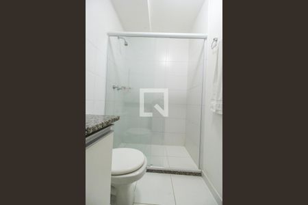 Apartamento para alugar com 68m², 2 quartos e 1 vaga Apartamento para alugar com 68m², 2 quartos e 1 vagaBanheiro da Suíte
